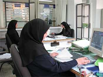 ماجرای کاهش سن بازنشستگی زنان در ایران به 25 سال